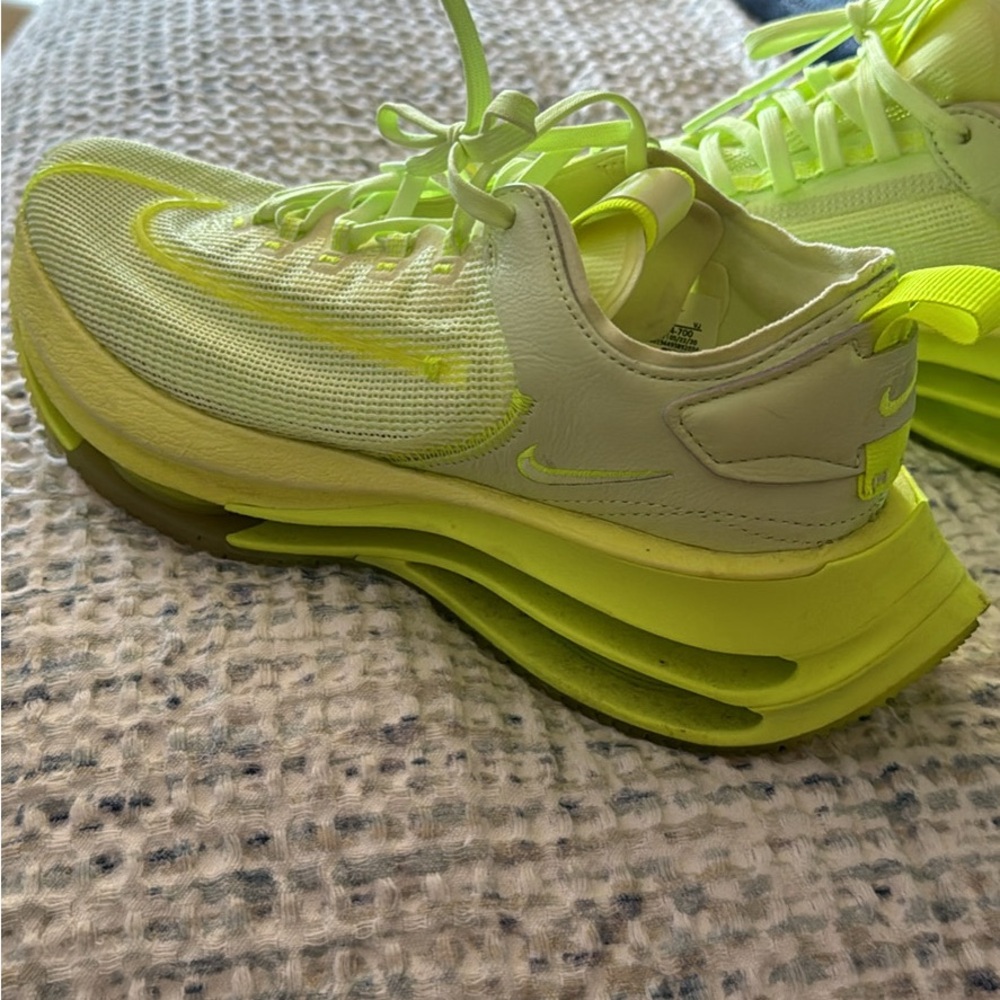 Nike running shoes women size 8